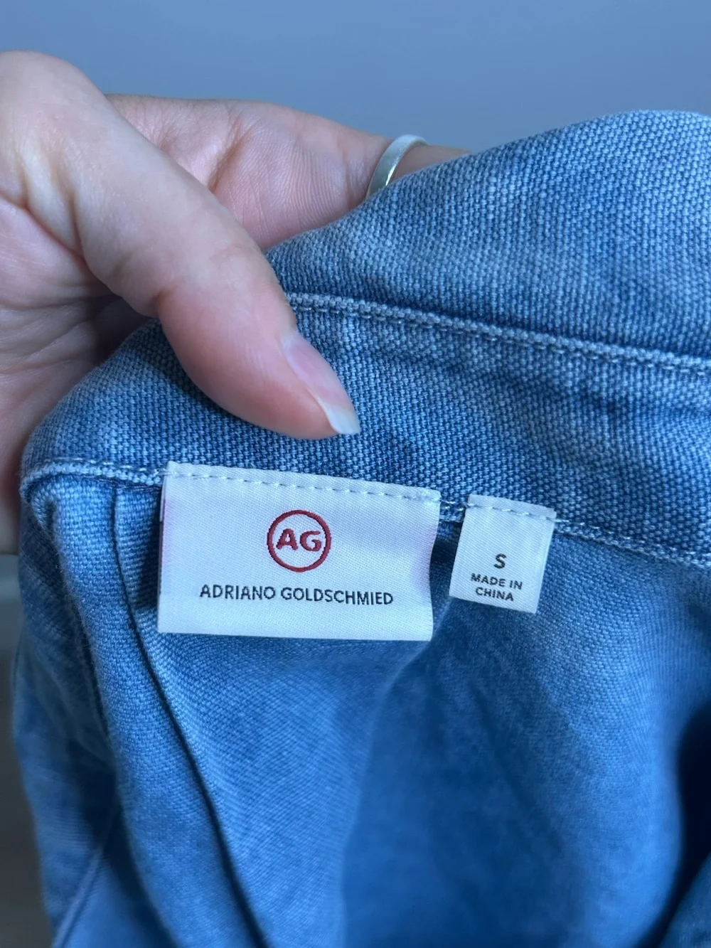 AG 100% Cotton Two Tone Denim Distressed Oversized Boxy Fit Popover Top - Picture 11 of 12